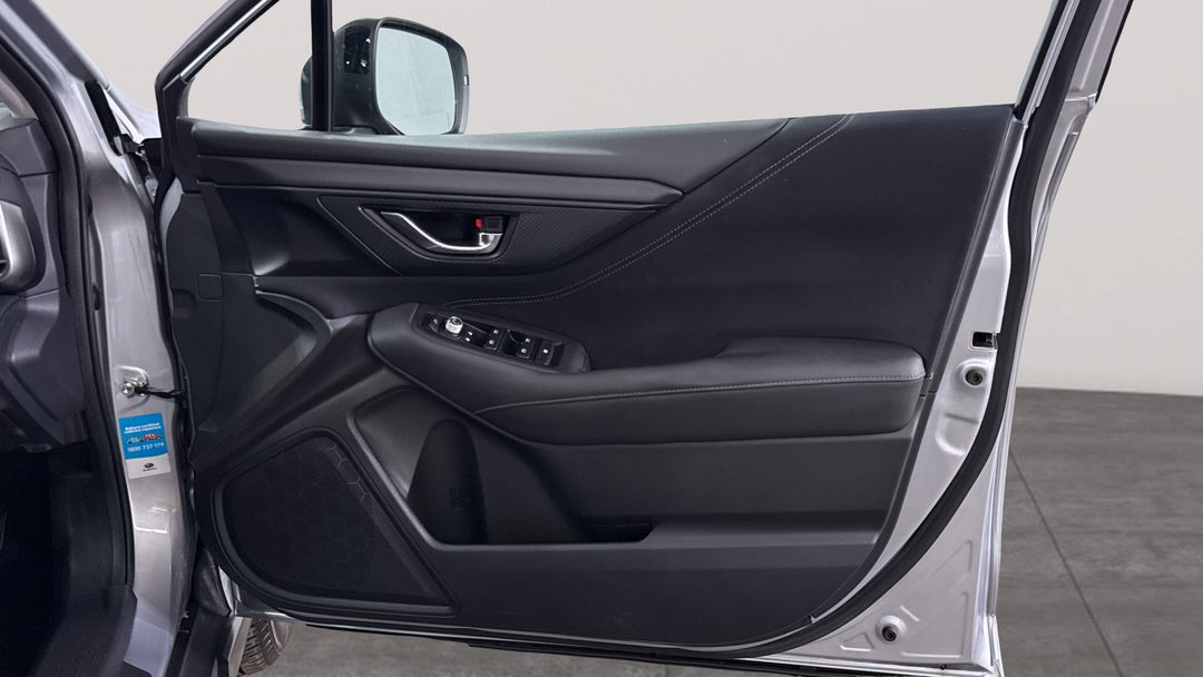 2020 Subaru Outback AWD, Automatic, 84367 km, Speaker View