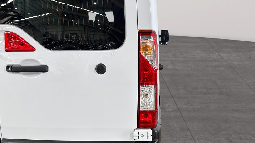 2024 Renault Master Pro Elwb RWD (120kw) L4h3, Manual, 3331 km, Badge (Boot Right Side)