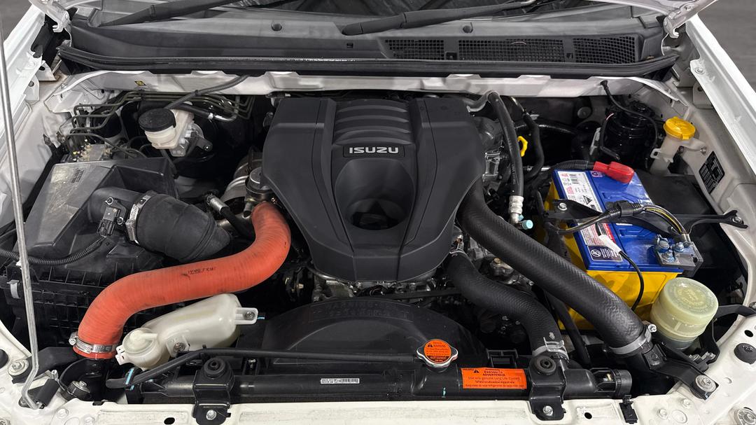 2017 Isuzu MU-X Ls-u (4x4), Automatic, 122650 km, Open Bonnet (Engine)