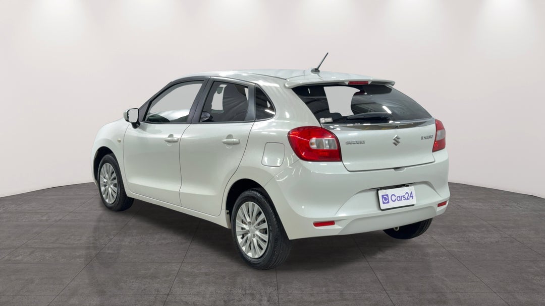 Left Back Diagonal (45- Degree) View