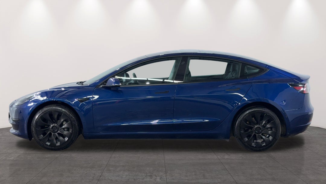 2022 Tesla Model 3 Rear-wheel Drive, Automatic, 65717 km, Left Side View