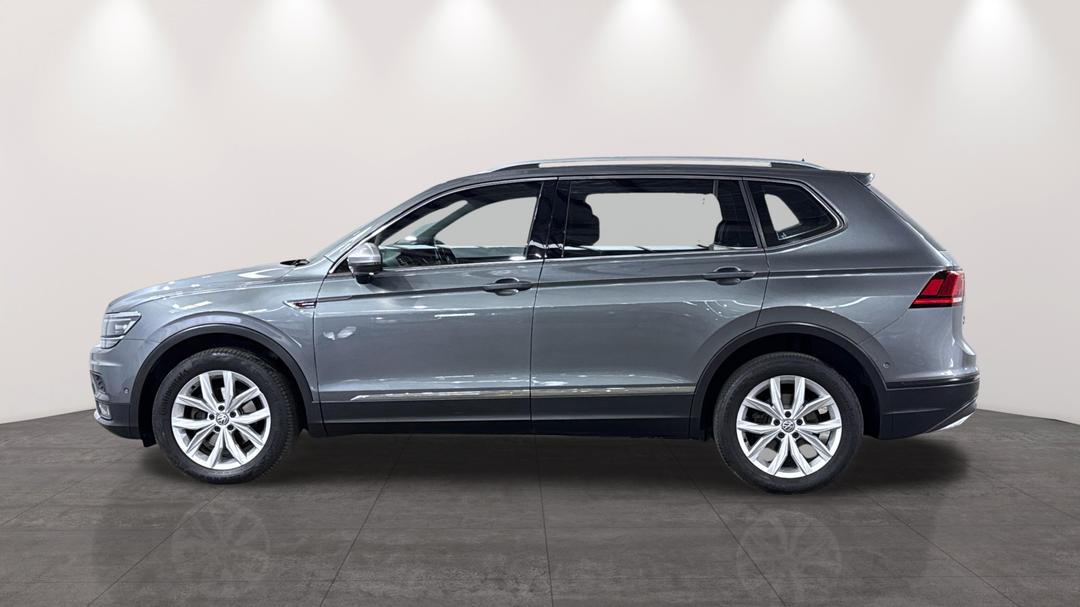 2018 Volkswagen Tiguan Allspace 110 Tdi Comfortline, Automatic, 142758 km, Left Side View