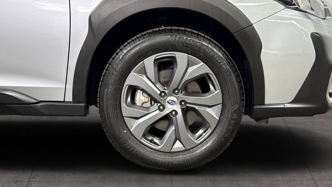 2020 Subaru Outback AWD, Automatic, 84367 km, Right Front Wheel