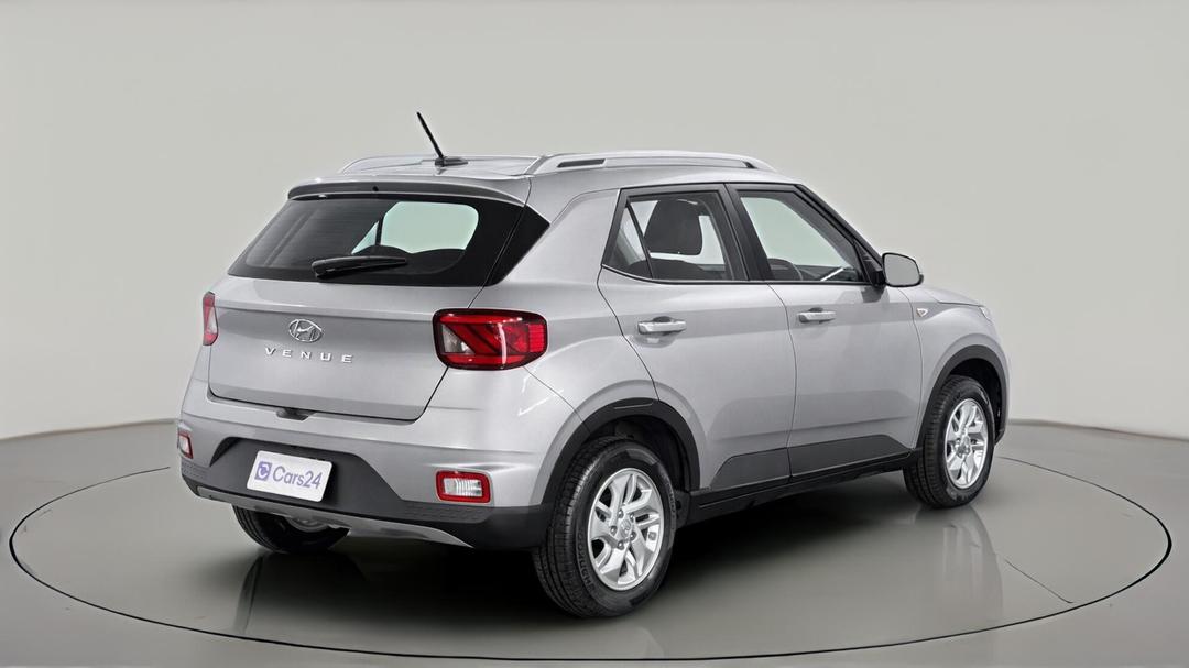 2025 Hyundai Venue Venue, Automatic, 23221 km, Right Back Diagonal (45- Degree) View