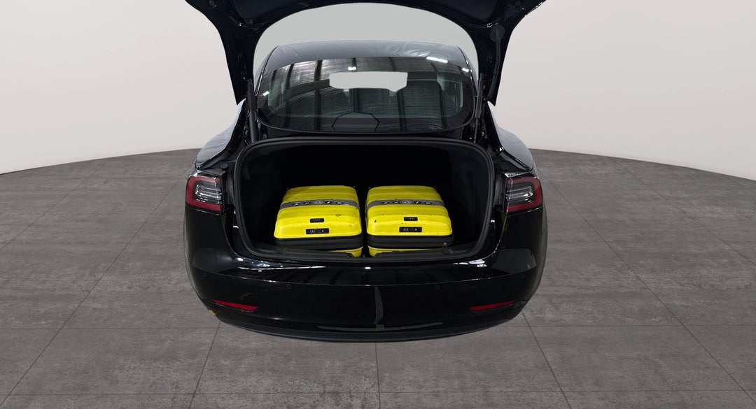 2021 Tesla Model 3 Standard Range Plus RWD, Automatic, 28430 km, Boot Inside View with Luggage