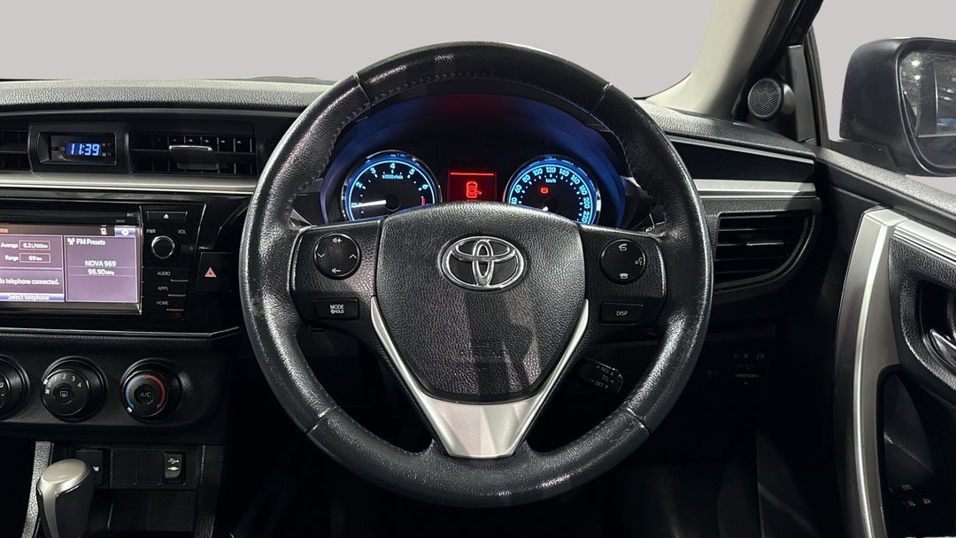 2015 Toyota Corolla Sx, Automatic, 138624 km, Steering Wheel Close-up