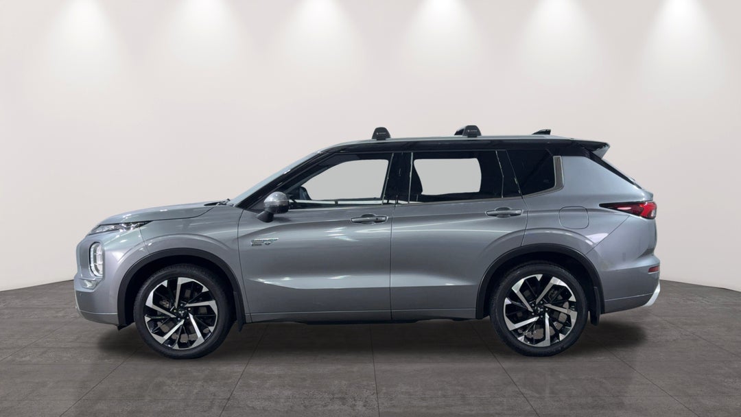 2023 Mitsubishi Outlander Phev Exceed 5+2 Seat (AWD), Automatic, 73779 km, Left Side View