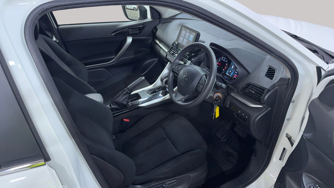 2023 Mitsubishi Eclipse Cross Es (2wd), Automatic, 52895 km, Right Side Front Door Cabin View