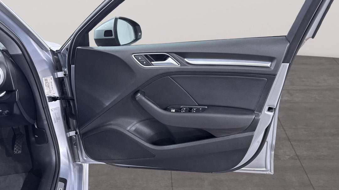 2019 Audi A3 35 Tfsi  (1.4 Tfsi Cod), Automatic, 55963 km, Speaker View