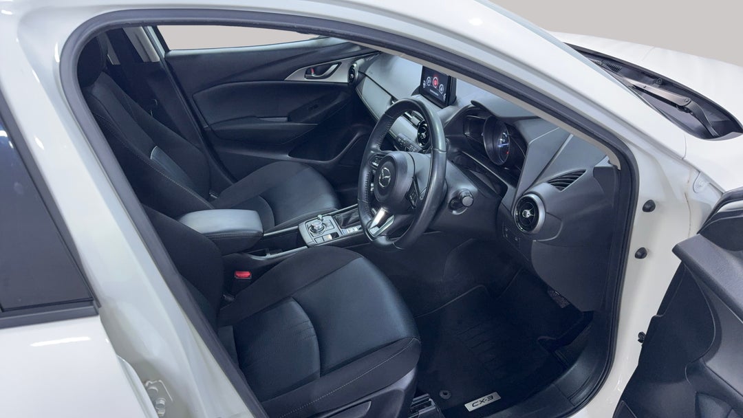 2021 Mazda CX-3 Maxx Sport (FWD), Automatic, 94552 km, Right Side Front Door Cabin View