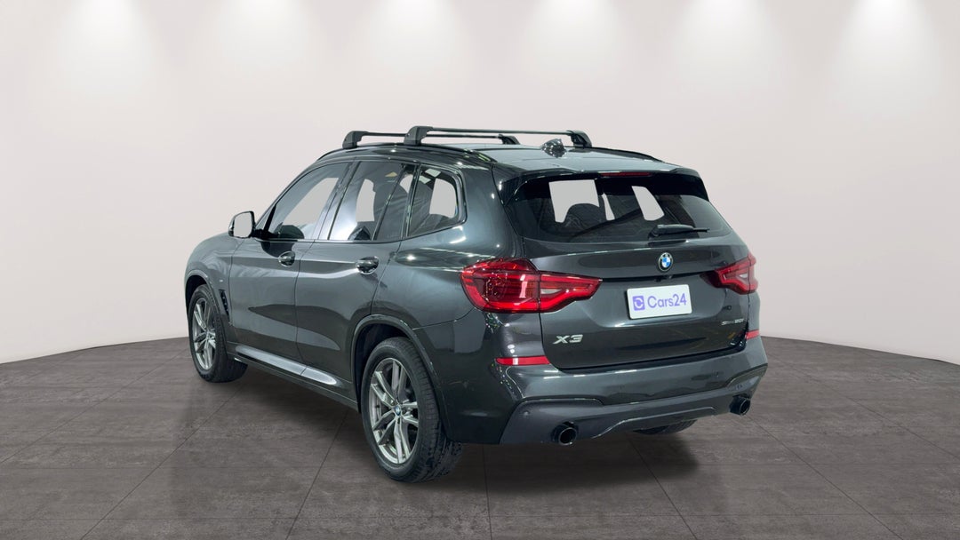 Left Back Diagonal (45- Degree) View