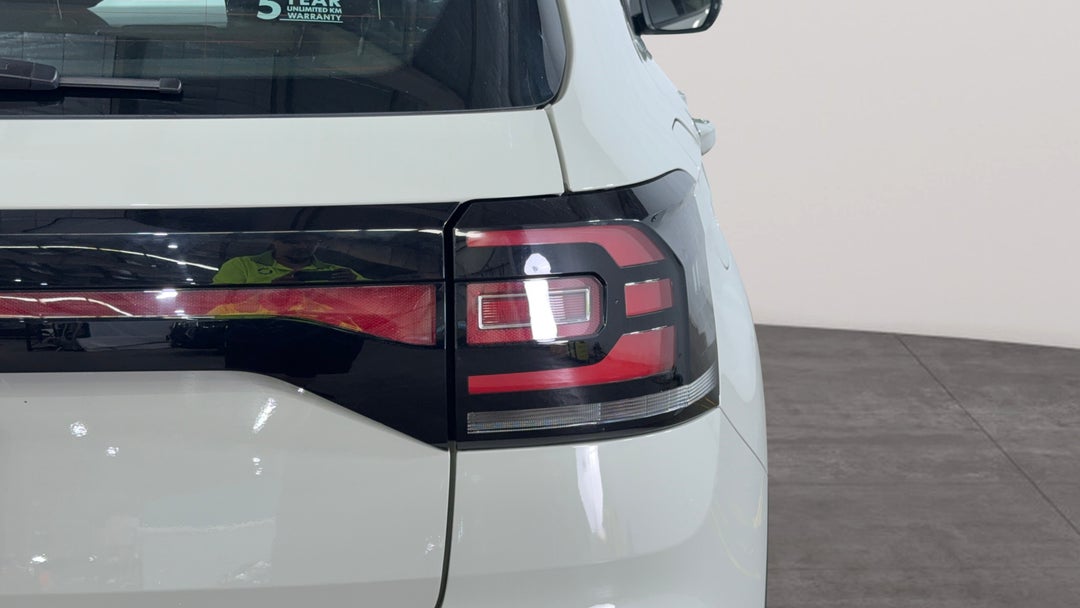 Badge (Boot Right Side)