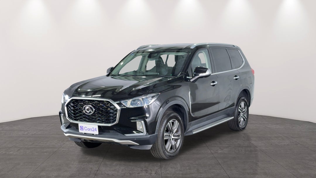 Left Front Diagonal (45- Degree) View