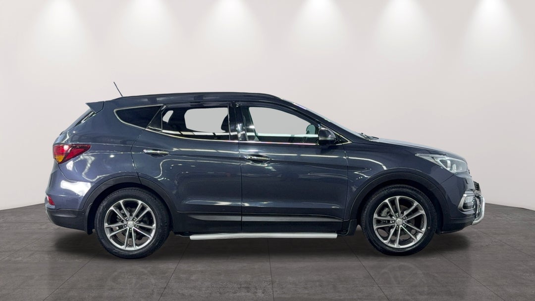 2015 Hyundai Santa Fe Highlander Crdi (4x4), Automatic, 142786 km, Right Side View