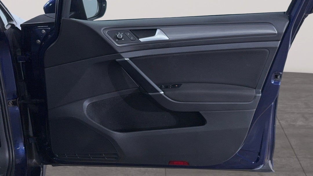 2018 Volkswagen Golf 110 Tsi Comfortline, Automatic, 104628 km, Speaker View