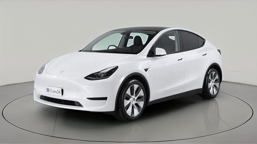 2022 Tesla Model Y Rear-wheel Drive, Automatic, 51099 km, Left Front Diagonal (45- Degree) View