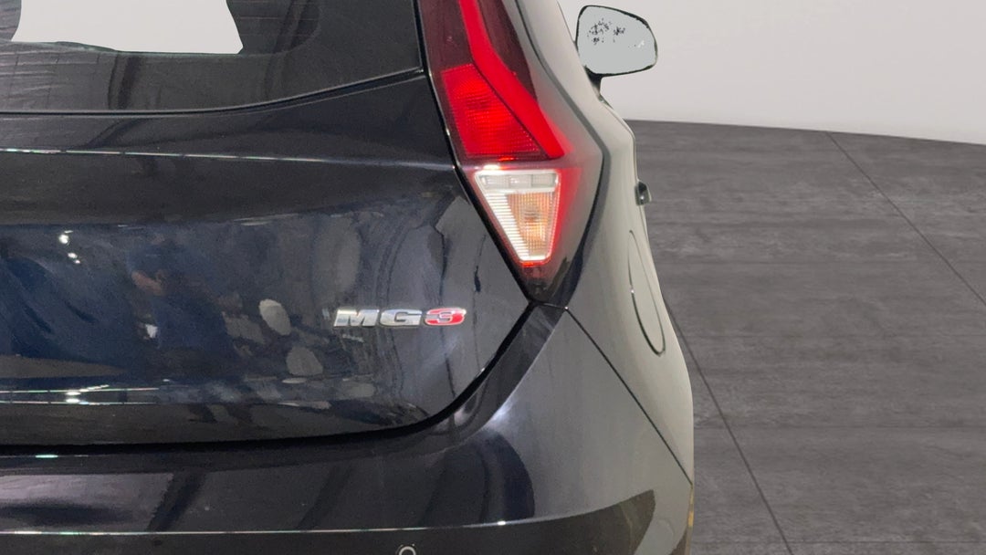 2022 MG Mg3 Auto Excite (with Navigation), Automatic, 30514 km, Badge (Boot Right Side)