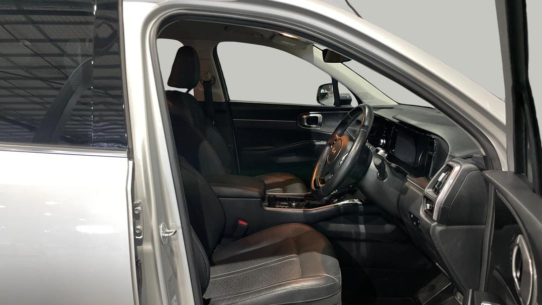 2023 Kia Sorento Sport+ 7 Seat, Automatic, 47633 km, Right Side Front Door Cabin View