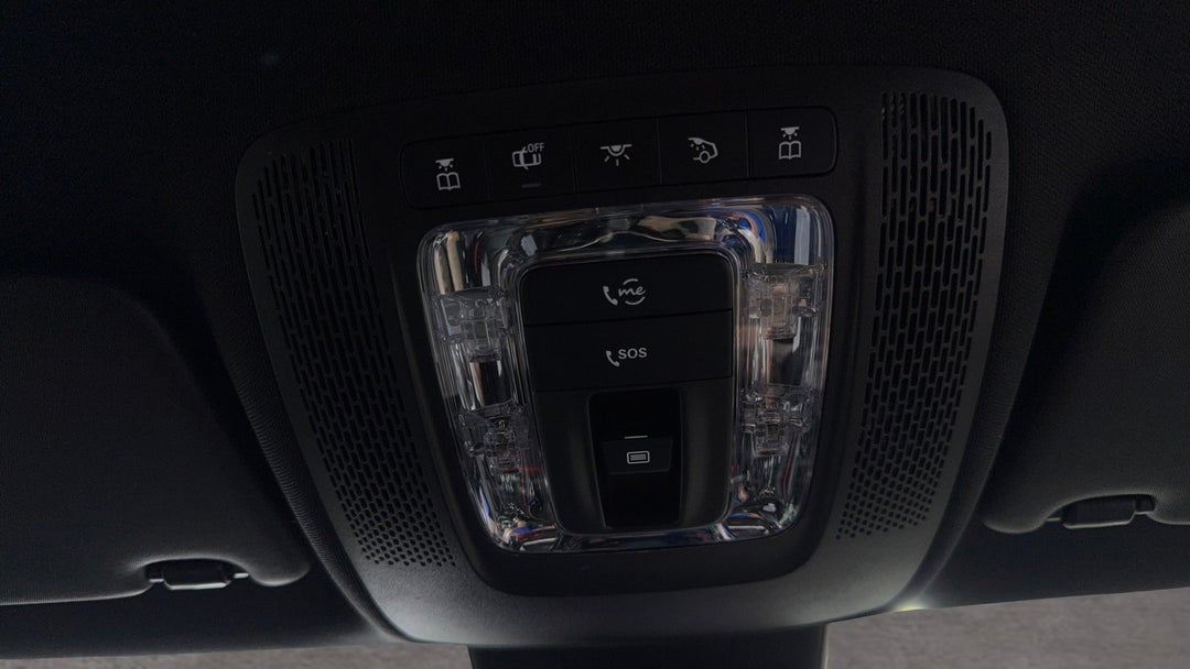 On-Roof Controls/Sunglass holder