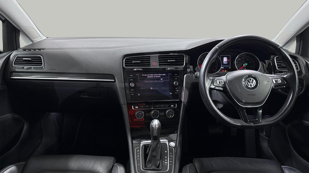 2019 Volkswagen Golf 110 Tsi Highline, Automatic, 81660 km, Dashboard View