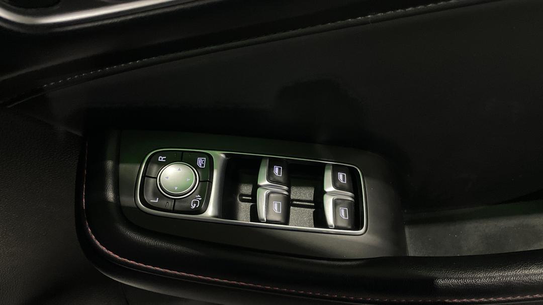 2023 MG HS Excite, Automatic, 54803 km, Drivers Side Door Panel Controls