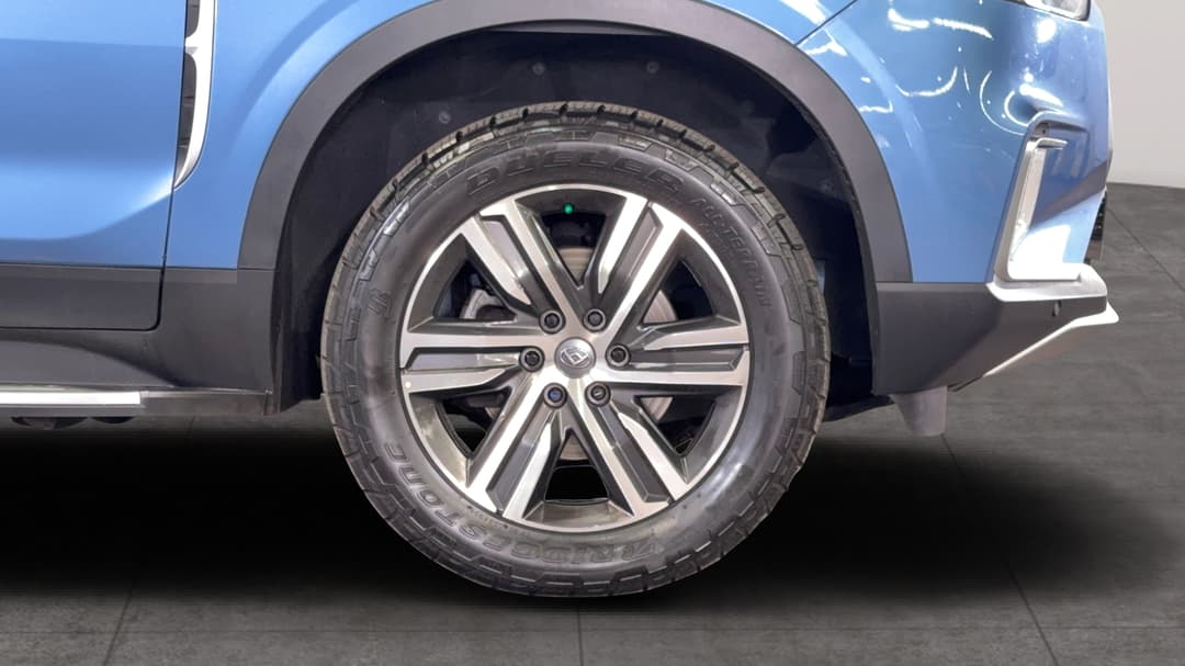 Right Front Wheel
