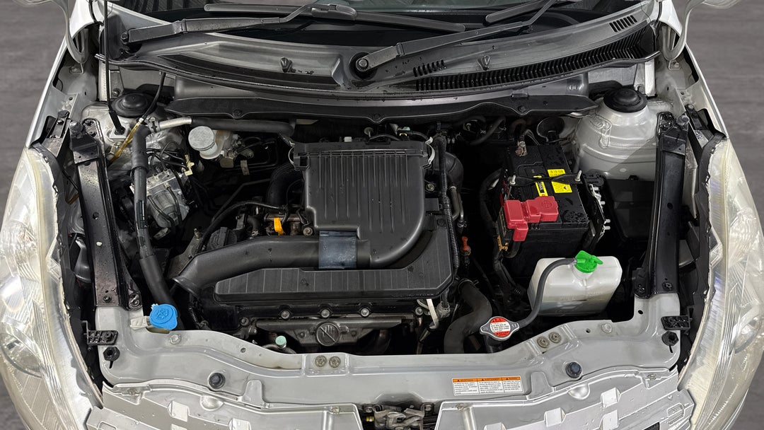 2015 Suzuki Swift Gl Navigator, Automatic, 64729 km, Open Bonnet (Engine)