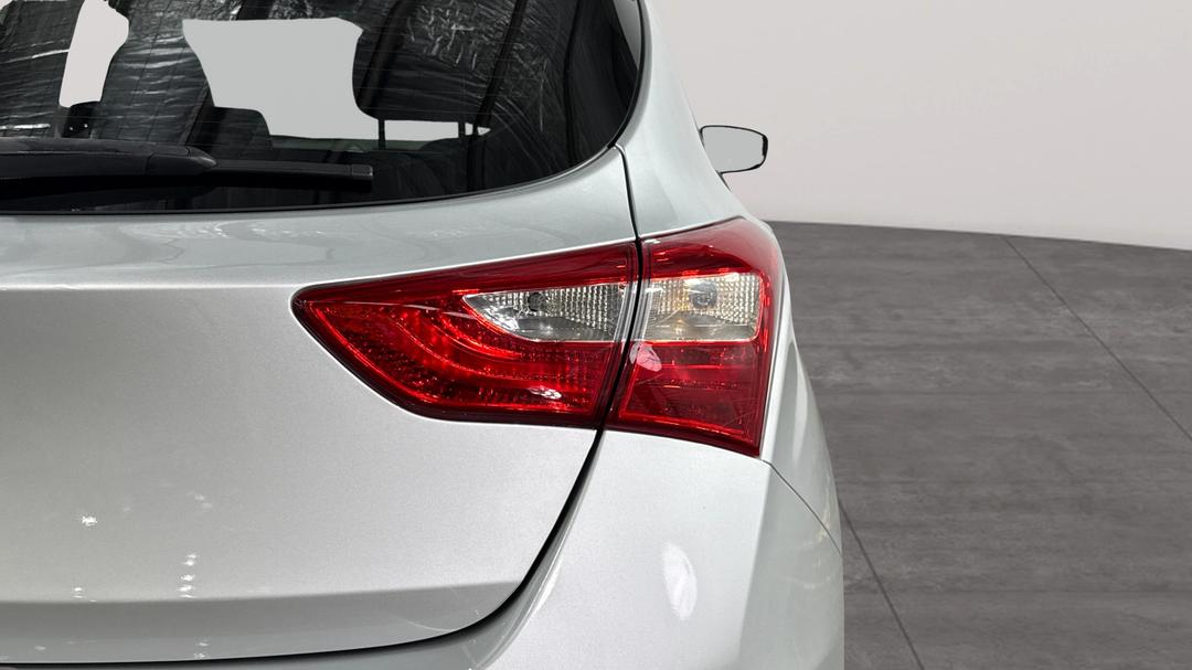 2016 Hyundai i30 Active X, Automatic, 124970 km, Badge (Boot Right Side)