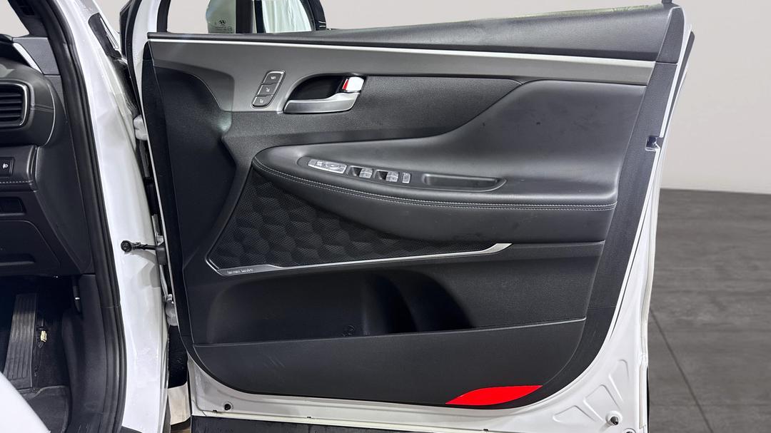 2023 Hyundai Santa Fe Highlander Crdi (AWD), Automatic, 31054 km, Speaker View
