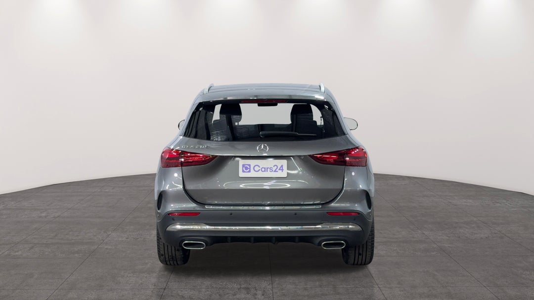 2024 Mercedes-benz GLA 200, Automatic, 14163 km, Back/Rear View