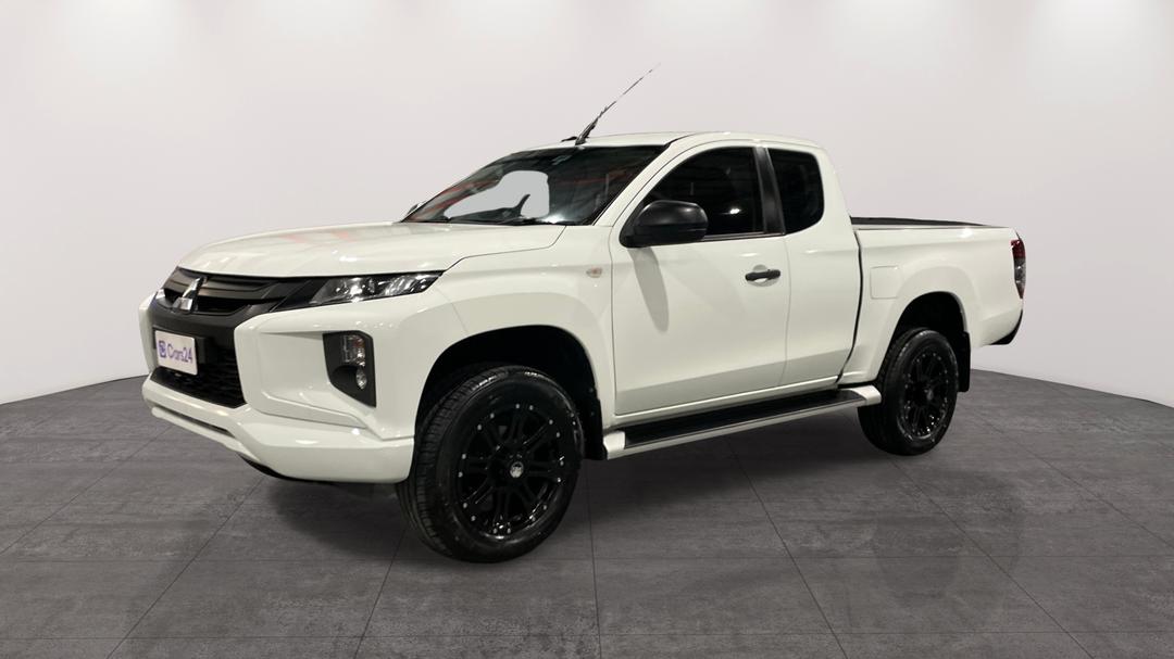 2021 Mitsubishi Triton Glx+ (4x4), Automatic, 65481 km, Left Front Diagonal (45- Degree) View