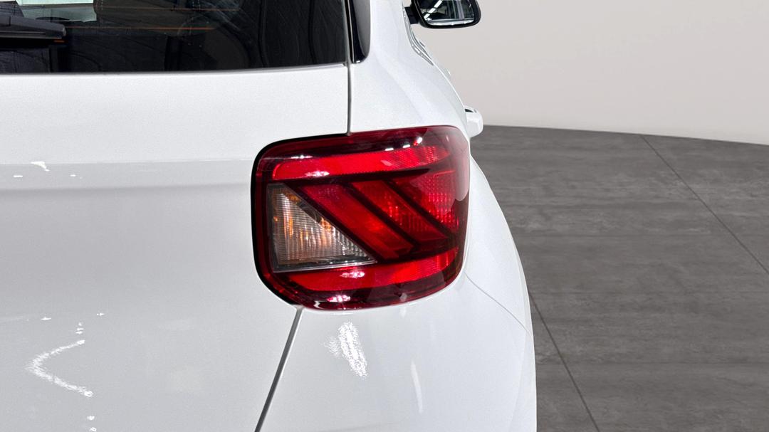2025 Hyundai Venue Venue, Automatic, 26493 km, Badge (Boot Right Side)