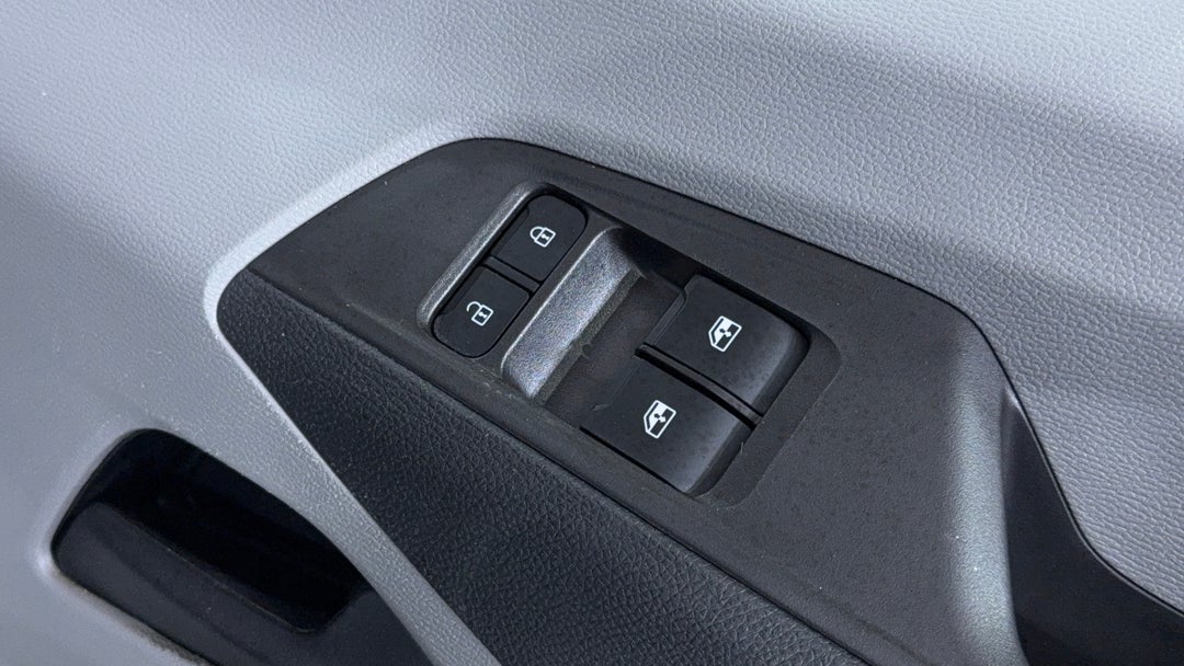Drivers Side Door Panel Controls
