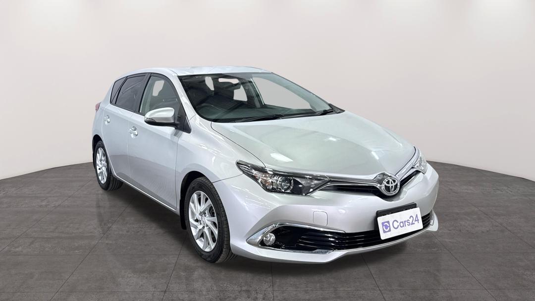 2016 Toyota Corolla Ascent Sport, Automatic, 99569 km, Right Front Diagonal (45- Degree) View