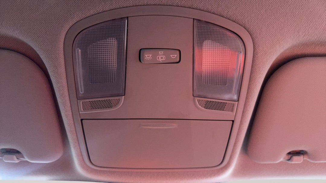 2022 Kia Stonic Sport, Automatic, 21670 km, On-Roof Controls/Sunglass holder