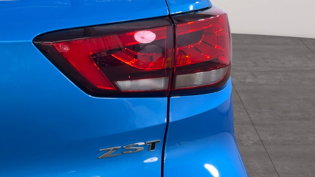 Badge (Boot Right Side)