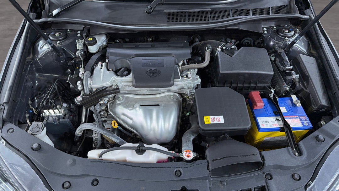 2017 Toyota Camry Rz S.e., Automatic, 47431 km, Open Bonnet (Engine)