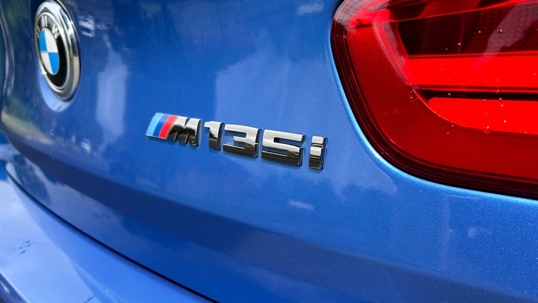 Badge (Boot Right Side)