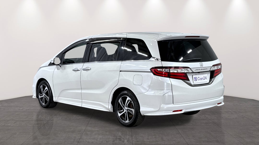 2017 Honda Odyssey Vti-l, Automatic, 106010 km, Left Back Diagonal (45- Degree) View