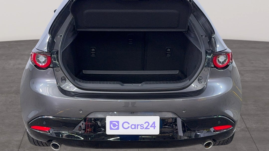 2025 Mazda 3 G20 Evolve, Automatic, 6251 km, Boot Inside View