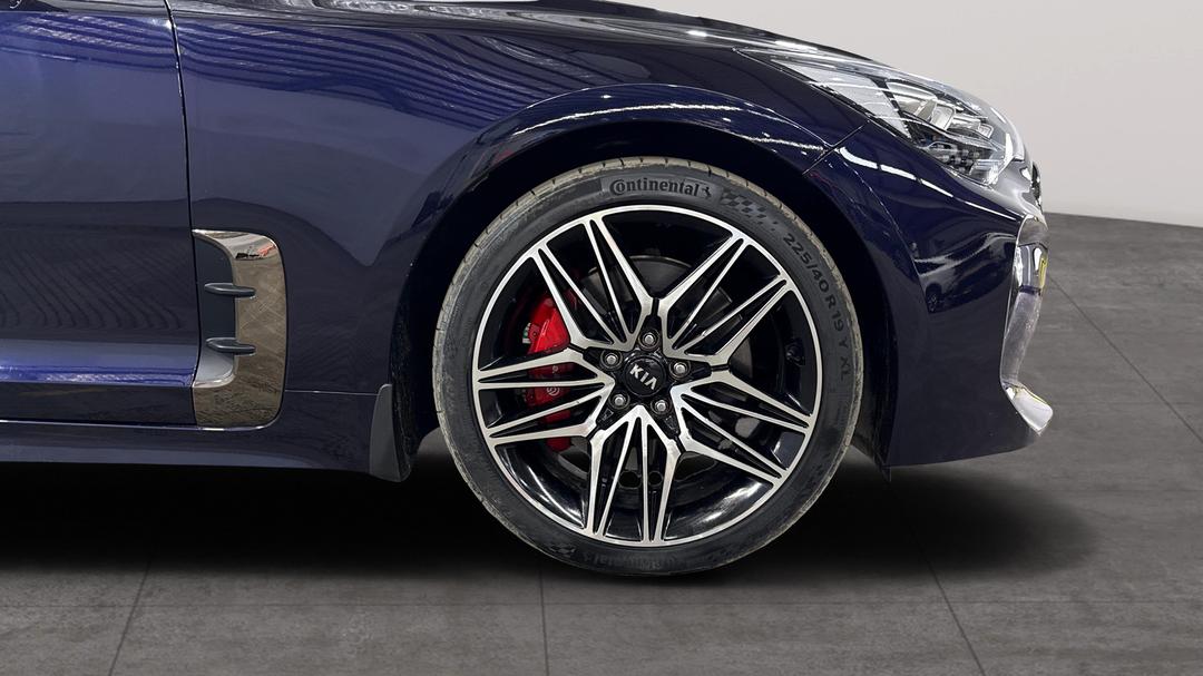 2021 Kia Stinger Gt (red Leather), Automatic, 28350 km, Right Front Wheel