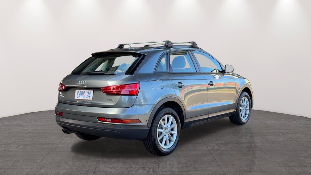 Right Back Diagonal (45- Degree) View