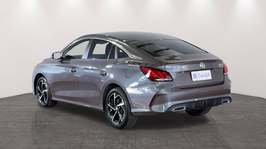 Left Back Diagonal (45- Degree) View