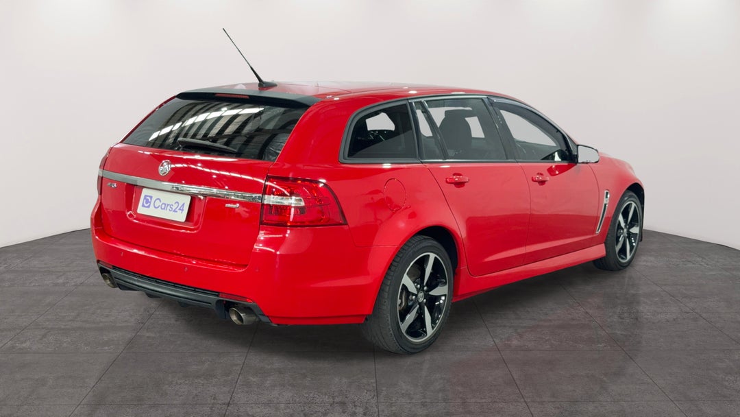 Right Back Diagonal (45- Degree) View