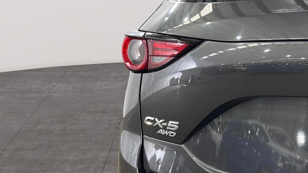 2018 Mazda CX-5 Maxx Sport (4x4), Automatic, 96625 km, Badge (Boot Left Side)
