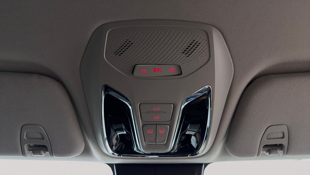 2022 LDV D90 Executive (4WD) D20, Automatic, 50396 km, On-Roof Controls/Sunglass holder