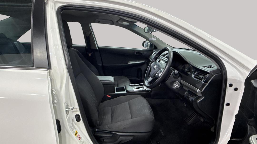 2017 Toyota Camry Altise, Automatic, 84007 km, Right Side Front Door Cabin View