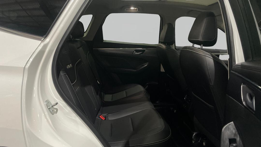 2022 GWM Haval Jolion Ultra, Automatic, 87359 km, Right Side Rear Door Cabin View