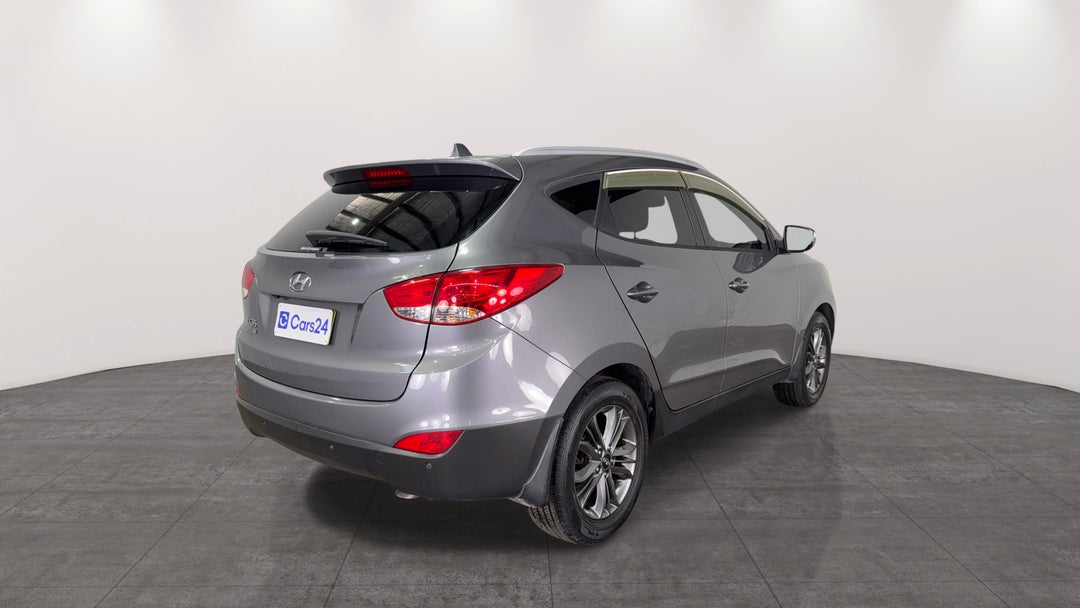 Right Back Diagonal (45- Degree) View