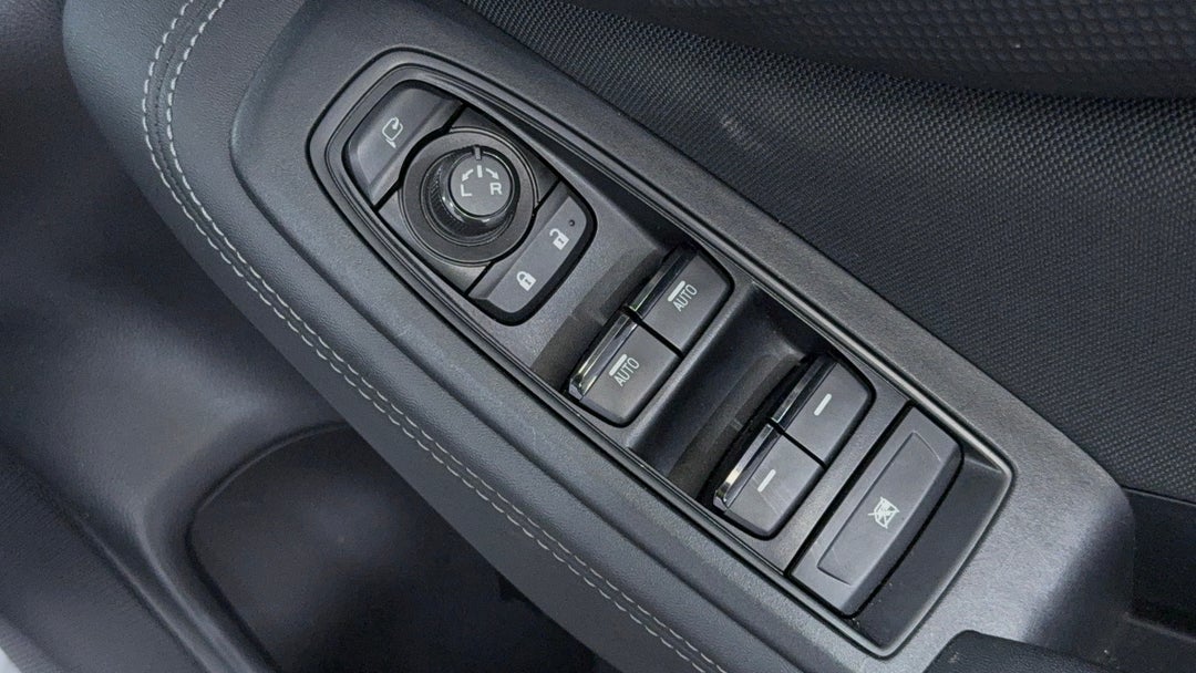 2024 Subaru Forester 2.5i (awd), Automatic, 31895 km, Drivers Side Door Panel Controls